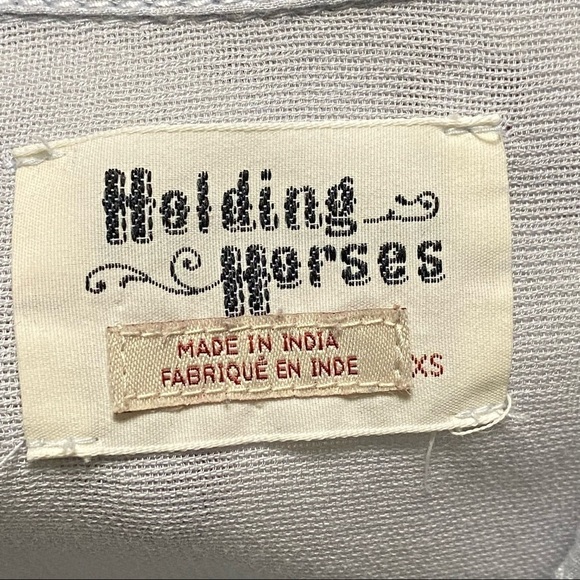 Holding Horses Tunic Style Shirt Size XS - Picture 11 of 11